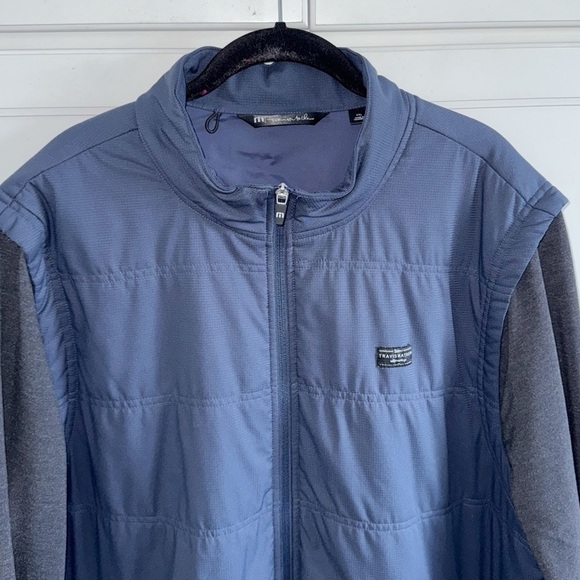 Travis Mathew Interlude Puffer Golf Vest / Jacket Sz 2XL Navy Blue - Picture 6 of 14
